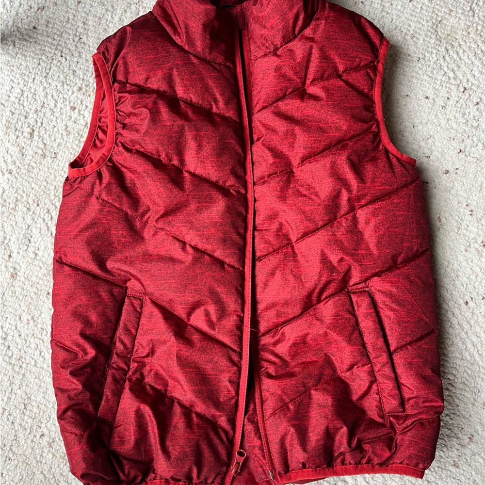 Women's Medium (M) Red Puffer Vest – Quilted/Insulated Winter
